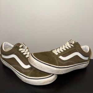 Women’s forest green vans